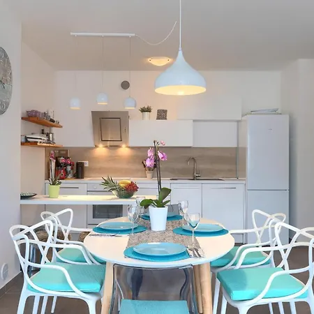 Apartament Ellis